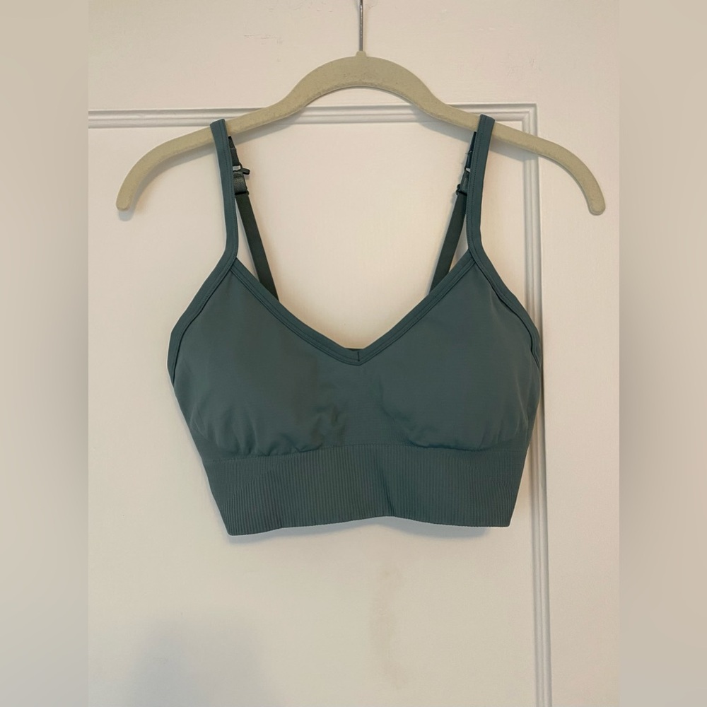 Lululemon Sports Bra Size 6